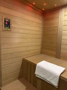 Sauna Exterior de Cedro Rojo Canadiense con Calefactor Eléctrico, Envío Rápido desde EE. UU. - Product Image 4