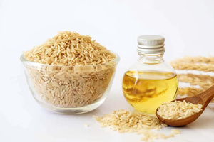 OFERTA CALIENTE ACEITE DE SALVADO DE ARROZ SUMINISTRO AL POR MAYOR CALIDAD PREMIUM NATURAL PURO COMESTIBLE PRODUCTO DE EXPORTACIÓN TOP VENTAS MEJOR PRECIO - Product Image 2