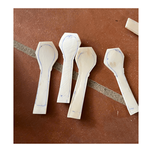 Cuillère à conque écologique à vendre-Cuillère à conque vietnamienne en nacre pour la maison, la décoration de restaurant - Product Image 1