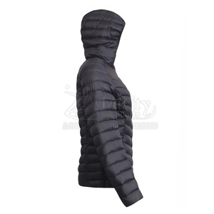 Chaqueta Acolchada de Diseño Personalizado OEM, Chaqueta Acolchada Cálida de Invierno, Chaqueta Acolchada de Alta Calidad para Mujer - Product Image 4