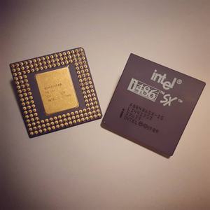 Déchets de processeur en céramique AMD Gold Cap Chips pour l'extraction de l'or des déchets électroniques | Intel propre et | Déchets de CPU en céramique mixte - Product Image 1
