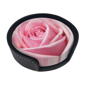 Posavasos de cuero modernos personalizados Logo grabado con láser redondo 300mm de diámetro ajustable negro dorado - Product Image 4