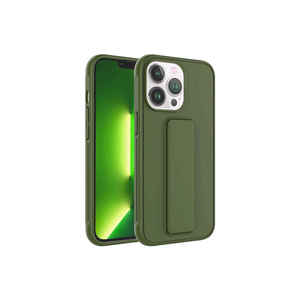 Funda de silicona líquida Netzy SAFA Qstand verde oscuro para iPhone 13 Pro, funda premium a prueba de golpes con soporte - Product Image 1