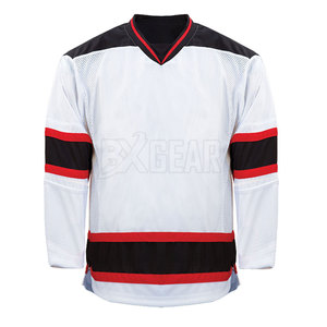 Uniforme de Hokey de hielo fabricado en Pakistán adecuado para equipos, escuelas y clubes con material de poliéster, pedido a granel disponible - Product Image 2