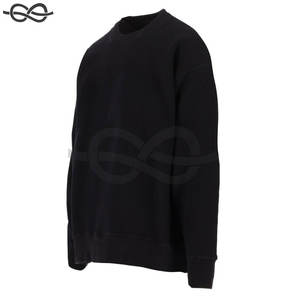 Sudadera de gran tamaño de color negro 100% algodón de manga larga Sudadera de cuello redondo de lana en blanco para hombre - Product Image 2