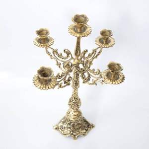 Candélabres rustiques en métal pour les garden-parties avec finition dorée et structure solide pour la décoration extérieure - Product Image 2