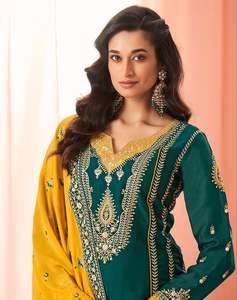 Traje Plazzo de seda Chinon bordado de seda Georgette de diseñador por Fab Zone - Product Image 4