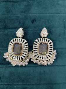 Colección de Pendientes de Diamantes de Sombra de Diseño Exclusivo de Última Moda de Lujo para Mujer - Product Image 2