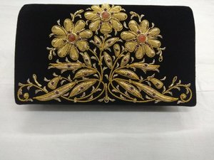 2025 à la mode femmes toile pochette avec fermeture éclair haut mode-avant Zari broderie Semi pierres précieuses perle chaîne perles décoration - Product Image 5