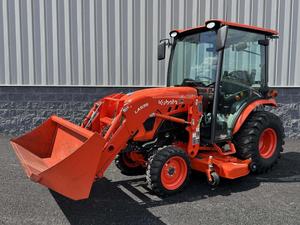 Tracteur Kubota LX2610 de fabrication japonaise, 25 CV, avec chargeur frontal et attache tondeuse - Product Image 3