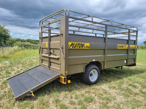 Versatile Livestock Farm <b>Trailer</b> 17ft Featuring Galvanized Steel Construction and Rear Loading Ramp for Efficient Transport - Product Image 2