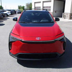 Toyota bZ4X XLE 4 portes Crossover 2025, construit avec soin - Product Image 1