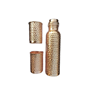 Bouteille en cuivre martelé à la main de haute qualité verre en métal le plus luxueux pour boire directement unisexe en gros - Product Image 1