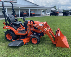 รถแทรกเตอร์สวน Kubota B2301HSD ขับเคลื่อน 4 ล้อ ประสิทธิภาพสูง พร้อมอุปกรณ์ตักและขุดดิน ออกแบบมาเพื่อการทำงานในพื้นที่เกษตรกรรมที่มีความยากลำบาก - Product Image 6