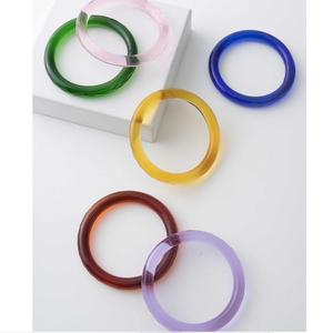 Nouvelle Mode Résine Bracelet Bracelet Exagéré Géométrique Carré Chunky Bracelet Rond Bracelet pour Femmes disponible - Product Image 4