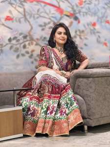 ชุดเลเฮนาโชลีแบบกลับด้านได้ รุ่นใหม่มาแรง สำหรับงานแต่งงาน งานดีวาลี ผ้ามัสลินคอตตอนพิมพ์ลายย้อมสี - Product Image 6