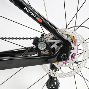 Vélo <span class=keywords><strong>de</strong></span> <span class=keywords><strong>route</strong></span> TWITTER R5pro-Term 24 vitesses, fibre <span class=keywords><strong>de</strong></span> carbone haute performance RS-24S 700C, freins à disque hydrauliques, cadre en aluminium, roues en alliage. - Product Image 5