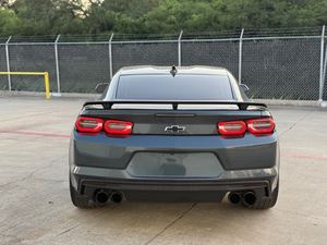 Chevrolet Camaro 1SS Coupé RWD 2020 Económico con Volante a la Izquierda/Derecha - Product Image 5