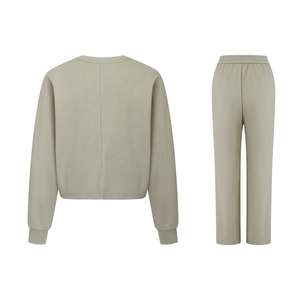 Conjunto de Sudadera Corta de 2 Piezas Personalizada, Sudadera Holgada con Bolsillos, Pantalones Deportivos Holgados, Sudadera con Cremallera para Mujer, 100% Algodón Ecológico - Product Image 6