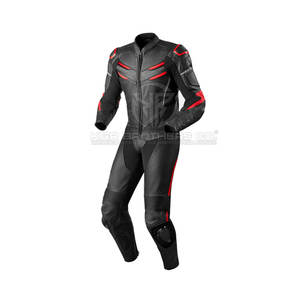 Combinaison en cuir de moto de style course avec coutures renforcées et panneaux ventilés Combinaison en cuir de moto - Product Image 1