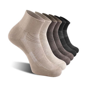 Chaussettes d'entraînement rembourrées Zones de protection contre les chocs Mélange de coton et de nylon Spandex Pour la course à pied et les entraînements de haute intensité - Product Image 4