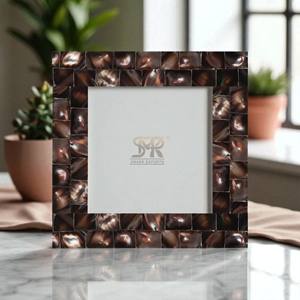 Cadre photo décoratif haut de gamme en incrustation d'os fait main pour offrir en cadeau, décoration de salon, intérieurs modernes - Product Image 4