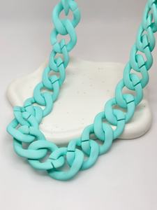 Collar de acero inoxidable esencial de verano para mujer, gargantillas de cuentas elásticas de estilo Simple de MOONRIVER - Product Image 2