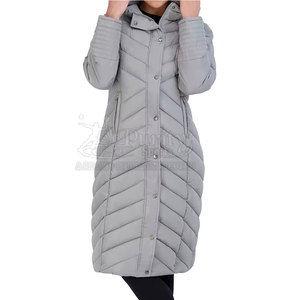 Nouvelle conception Logo personnalisé couleur femmes longue veste rembourrée en coton hiver fabriqué au Pakistan - Product Image 6