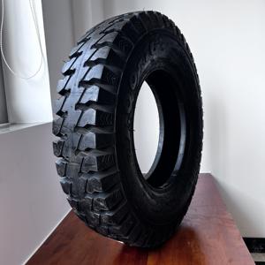 Pneu de camionnette à vente chaude KUMA K702 Bias 5.00-12 5.50-13 6.00-14 7.00-15 7.50-16 Caoutchouc naturel de haute qualité Noir 1 an pour - Product Image 1