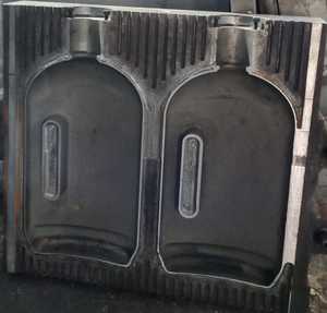 Moules à bouteilles en plastique de qualité supérieure, moulage par soufflage, tailles de 1 L à 10 L pour usage commercial et domestique - Product Image 6