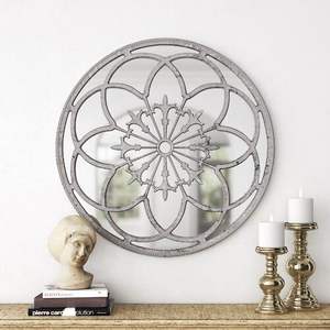 Miroir mural en métal sculpté à la main de qualité supérieure avec détails artistiques pour décor de chambre à coucher d'inspiration ferme vintage - Product Image 6