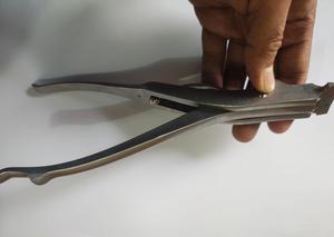 Outil de fractionnement épandeur de fonte chirurgicale épandeur de fonte à trois broches Instrument de retrait de fonte de 9 pouces - Product Image 2