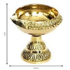 Latón Kuber Diya Venta al por mayor Aceite de latón indio Diya para Pooja Religioso Más vendido para el hogar y el templo Diseño moderno - Product Image 6