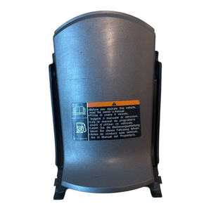 Porte-réservoir d'essence d'origine Yamaha XMAX 300 2018 en plastique - Product Image 3