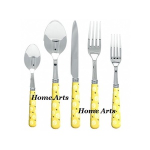 Ensemble de couverts en acier inoxydable avec poignées en résine, qualité supérieure, couleur argent et verte, par Home Arts - Product Image 6