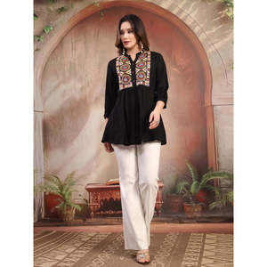 Blusa Negra de Rayón para Mujer, Bordada con Seda, Estilo Bohemio Informal, Tallas Libres XL XXL, Temporada Primavera y Otoño, Estilo Vintage para Vogue - Product Image 2