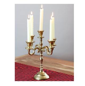 Candelabro de Metal Exquisito con Detalles Finos, Perfecto para Decoración del Hogar, Estilo de Eventos y Atmósfera Cálida con Luz de Velas - Product Image 6