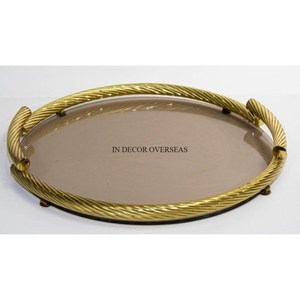 Recién llegado, forma redonda, aspecto elegante, diseño de Metal resistente chapado en oro y mango para bandeja de servicio a precio competitivo - Product Image 1