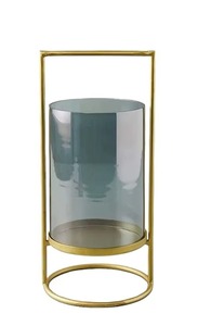 Bougeoir au design exclusif pour pièce maîtresse de table à manger Intérieur élégant et lumière douce et chaude - Product Image 4