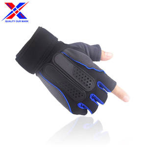 2025 New Look Comfortable Gym Gloves Made <b>Of</b> Leather Non Slip And Lightweight Training In Solid Color Wholesale Top Sale Gloves - Product Image 3
