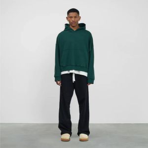 Ventes en gros de sweats à capuche en tissu polaire personnalisés de qualité supérieure, imprimés et brodés, streetwear élégant, couleurs personnalisées pour hommes - Product Image 2