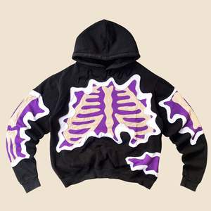 Sweats à capuche pour hommes les plus vendus impression bouffante nouveau design techniques brodées fabriqué au Pakistan bas quantité minimale de commande vente en gros hiver éponge strass - Product Image 4