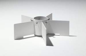 European Style Customized Christmas <b>Tree</b> <b>Stand</b> Decorative Real Medium Spruce Christmas <b>Tree</b> <b>Stand</b> Wooden Christmas <b>Tree</b> Bracket - Product Image 2