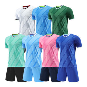 Combinaison d'entraînement de football pour enfants et adultes Maillot et short de football vierge Uniformes d'équipe Vêtements de sport à manches courtes Uniforme personnalisé - Product Image 1