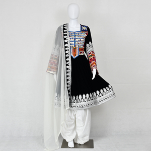 Meilleure robe Kuchi brodée en soie Vêtements indiens et pakistanais de style afghan pour mariée et mariage Prix de gros au Royaume-Uni - Product Image 1