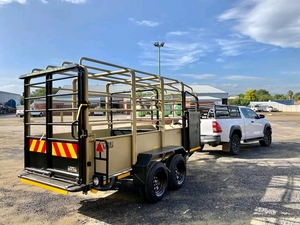 Remolque Ganadero Usado Personalizado para Cerdos/Vacas/Ganado/Ovejas, Multiusos, Fácil de Operar, 2 Años de Garantía, Barra de Remolque de 16m - Product Image 4