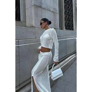 Ensemble décontracté en crochet Macey 9882, fabriqué en tissu tricoté - Product Image 2