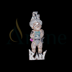 สร้อยคอจี้รูปมงกุฎเพื่อความรู้สึกของราชวงศ์ - Product Image 1