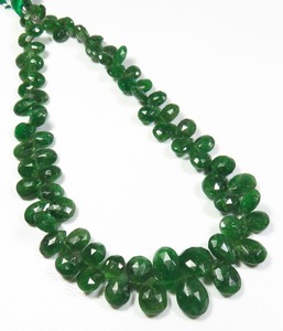 Haute Qualité Naturel Vert Tsavorite Cut Perles 5-11mm Poire À Facettes 9 Brins En Vrac En Gros Lot - Product Image 1