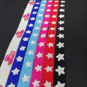 Monedero de guitarra de algodón acrílico de tamaño personalizado a la moda, correa para bolso, impresionante diseño de cuentas de semillas, cordón para teléfono móvil, accesorio INS para teléfono - Product Image 1